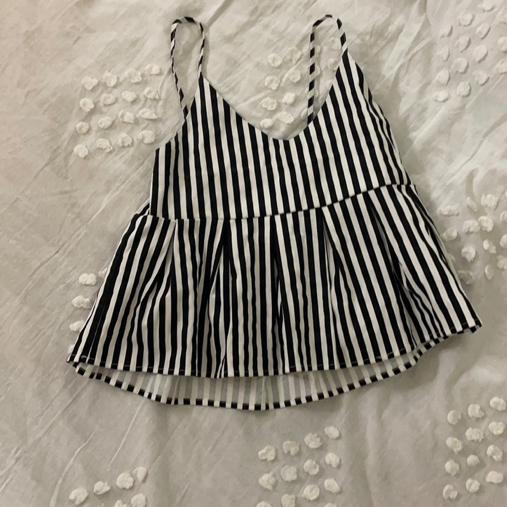 super cute black and white striped pleated tank